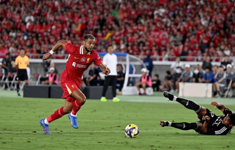 Trực tiếp Marinos 1-1 Liverpool: Bàn gỡ đã tới