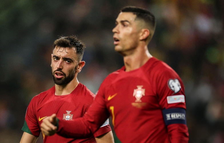 Bruno Fernandes khước từ đề nghị từ Ronaldo