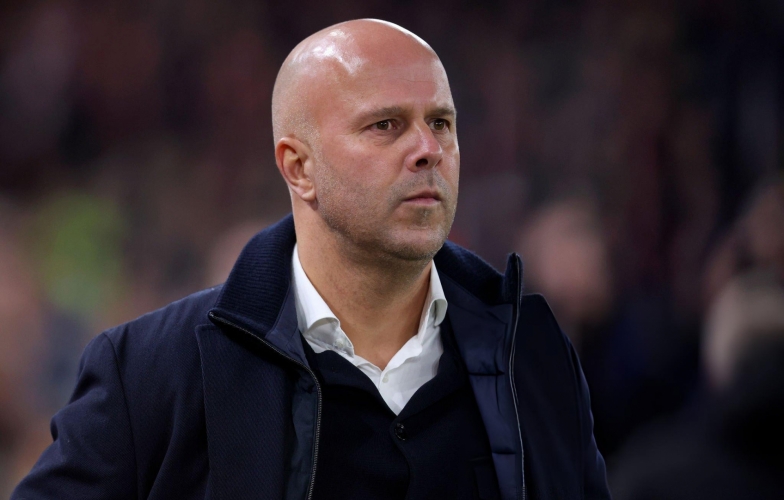 Liverpool thua PSV, Slot nói thẳng khả năng bị sa thải