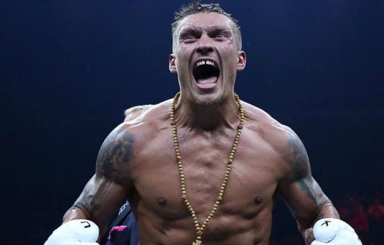 Oleksandr Usyk rời Ukraine, chuẩn bị cho trận tái đấu với Anthony Joshua
