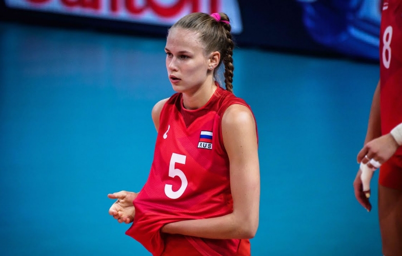 Đánh bại đội bóng của 'hiện tượng bóng chuyền 18 tuổi', Vakifbank nghẹt thở vào chung kết