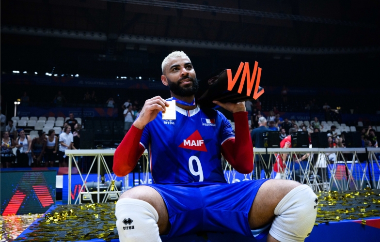 'Nhà ảo thuật bóng chuyền' Earvin N'Gapeth đẳng cấp như thế nào tại VNL 2022?