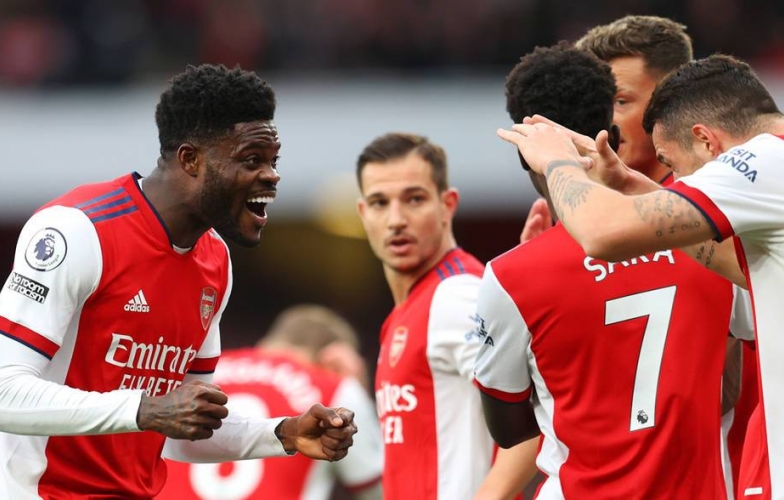 Arsenal đón tin vui, sẵn sàng giành vé dự Champions League