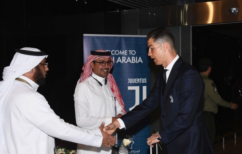 Chuyển nhượng bóng đá 14/8: Ronaldo xác định điểm đến cuối cùng tại châu Á?