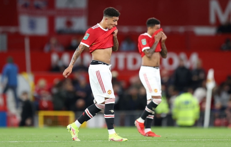 Man United 'phơi áo' trên sân nhà trước West Ham