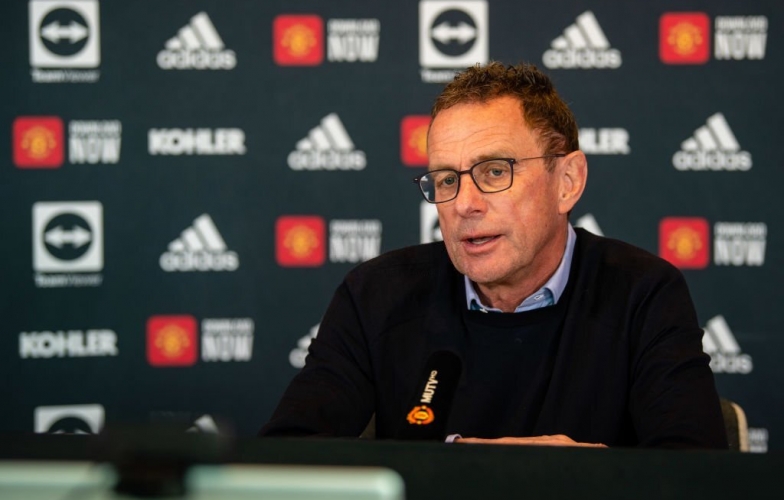 Ralf Rangnick chỉ ra cách giúp MU đánh bại Man City