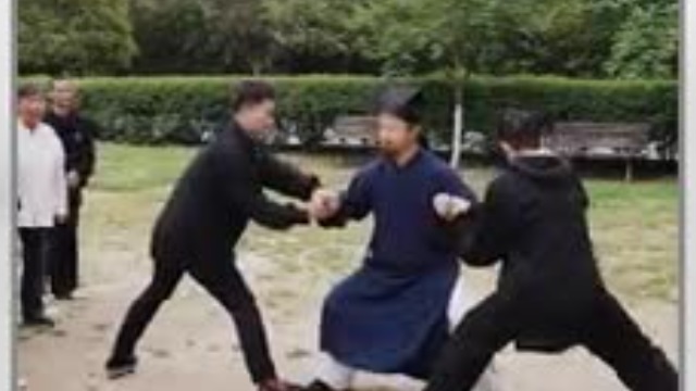 VIDEO: Đạo trưởng Võ Đang cho hai thanh niên thấy sức mạnh của khí công