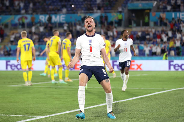 Video Anh 4-0 Ukraina: Đội trưởng Liverpool ghi bàn
