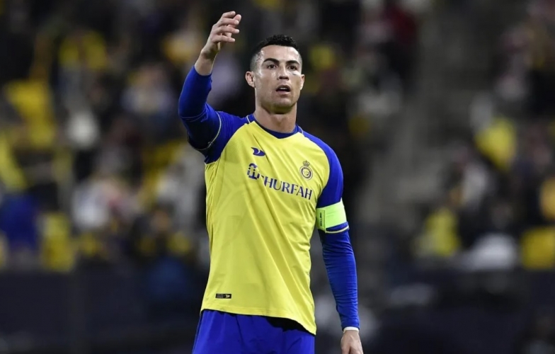 Ronaldo biến giấc mơ của cậu bé người Syria thành hiện thực