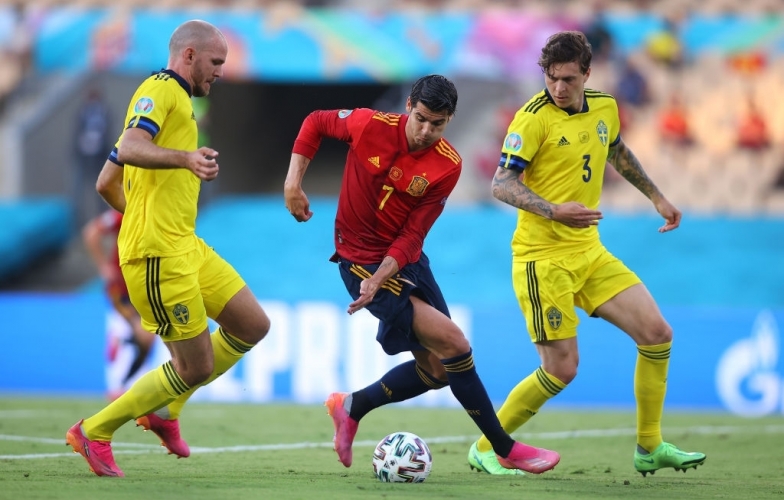 Morata hóa tội đồ, Tây Ban Nha ngao ngán trước Thụy Điển