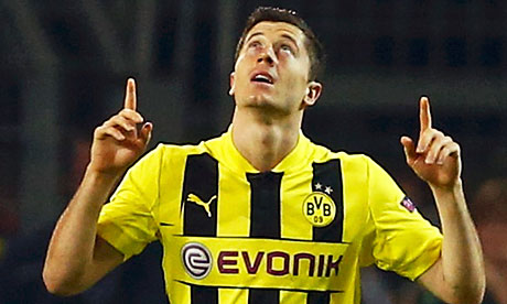 Dortmund bị 'hút máu', Klopp vẫn làm ngơ
