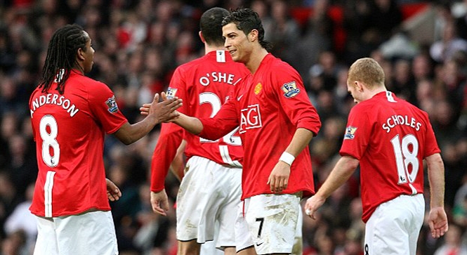 Ronaldo đạt cột mốc 400 bàn thắng: Hành trình đáng nhớ từ MU tới Real