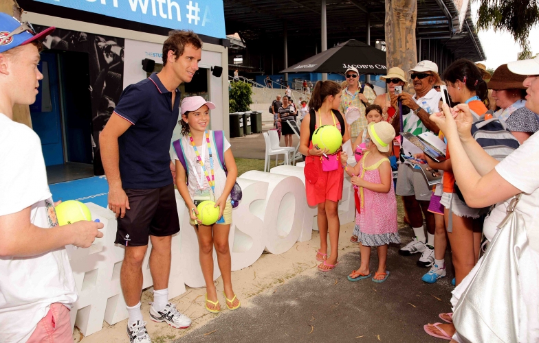 Video tennis: Những hình ảnh ấn tượng nhất trong ngày thi đấu thứ 6 (Australian Open 2014)