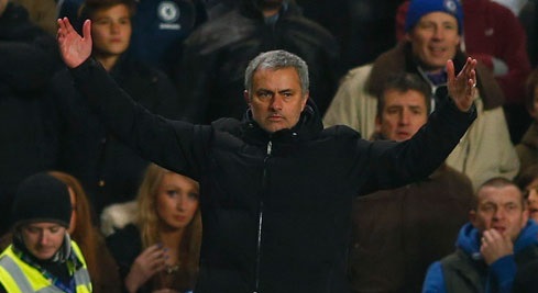 Mourinho: 'West Ham chơi thứ bóng đá của thế kỷ 19'