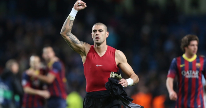 Nóng: Liverpool dẫn đầu trong cuộc đua giành Valdes