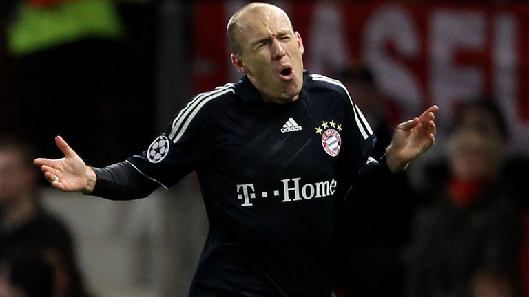 Robben coi thường MU trước thềm tứ kết