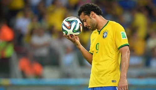 Xấu hổ vì bị chế giễu, Fred chia tay ĐT Brazil
