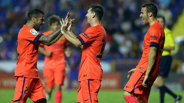 VIDEO: Messi và vai trò nhạc trưởng thực thụ trong trận gặp Levante