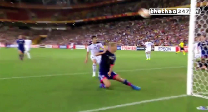 Video Asian Cup 2015: Sao Nhật Bản sút dội cột dọc từ khoảng cách... 3m