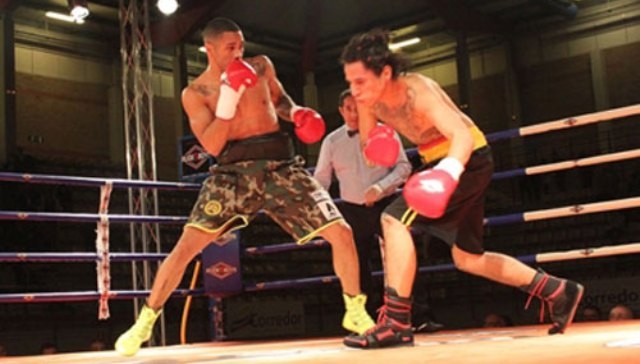 VIDEO: Hạ knock-out đối thủ với 4 cú đấm sau 29 giây