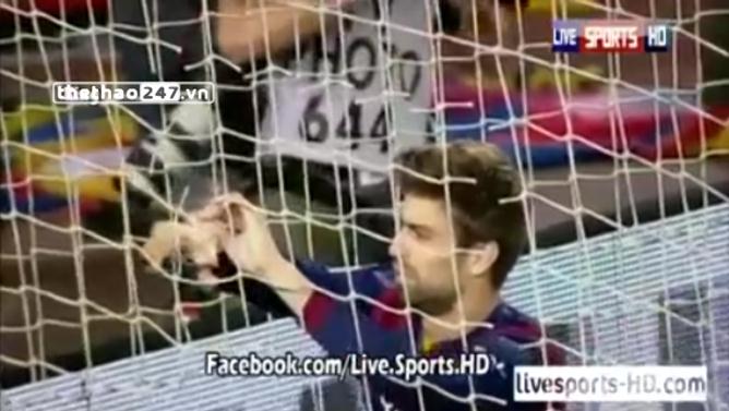 VIDEO: Màn ăn mừng chức vô địch 'siêu dị' của Pique