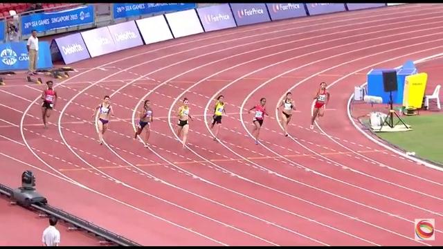 Video SEA Games 28: Chung kết chạy 200m nữ - Nguyễn Thị Oanh/Quách Thị Lan
