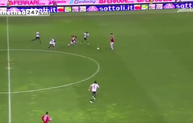 VIDEO: Tình huống phá bẫy việt vị thông minh của Ibrahimovic