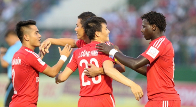 VIDEO: Tốp 5 bàn thắng đẹp vòng 13 V-League 2015