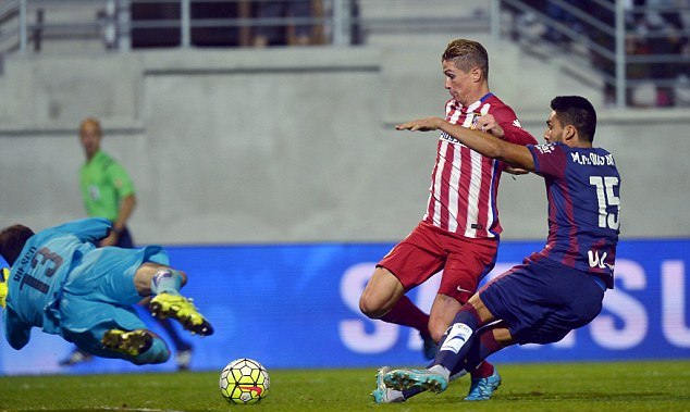VIDEO: Torres lốp bóng ghi bàn tinh tế ở vòng 4 La Liga