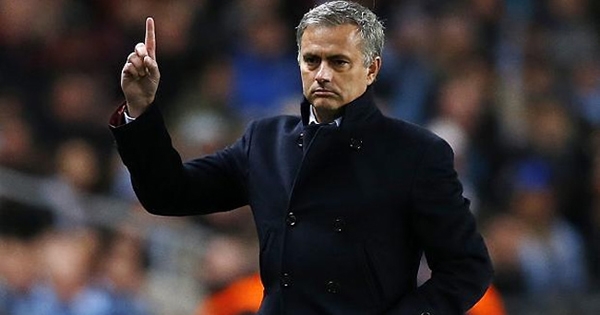 Tiết lộ danh sách đen của HLV Mourinho