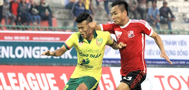 Thanh Hiền phải đền bù Đồng Tháp 3 tỷ nếu muốn ra đi