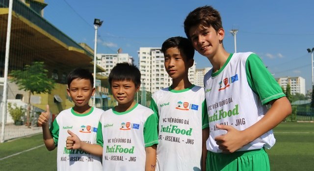 VIDEO: Xem giò sao nhí Úc trúng tuyển Học viện NutiFood khóa 1