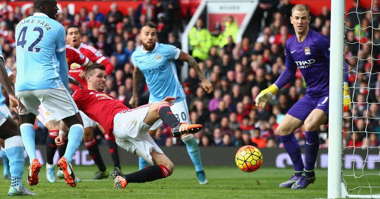 Man City vs MU, 23h00 20/3: Derby im tiếng súng