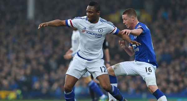 Trò cưng của Guus Hiddink úp mở khả năng rời Chelsea
