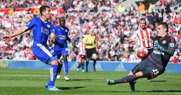 Tiến sát tới ngôi vương, HLV Leicester vẫn tỏ ra khá thận trọng