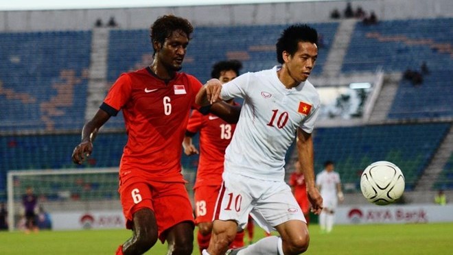 VIDEO: Văn Quyết tỏa sáng nâng tỷ số lên 2-0 cho ĐT Việt Nam