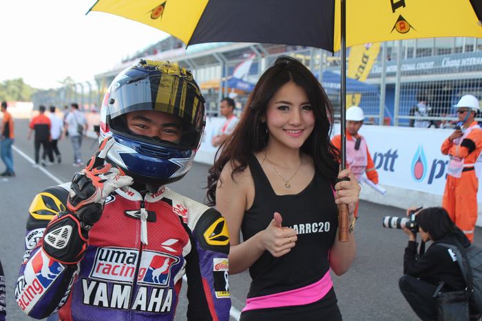 Dàn người mẫu 'hâm nóng' Asian Road Racing Championship 2016