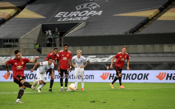 Kết quả Europa League vòng tứ kết: MU, Inter thắng nhọc