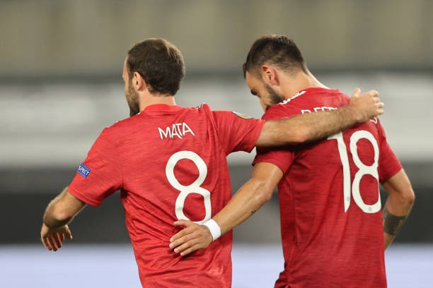 Xác định 2 đội bóng đầu tiên lọt vào bán kết Europa League