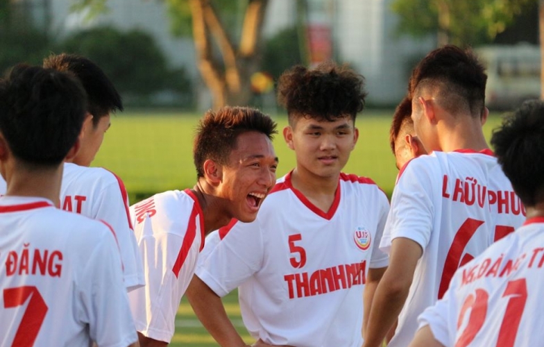 NHM phẫn nộ cảnh SLNA và CAND đá ma câu giờ loại U19 HAGL