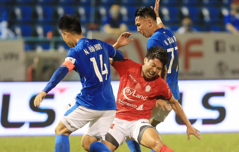 'Cơn ác mộng' của Lee Nguyễn hé lộ thường xuyên học hỏi De Bruyne