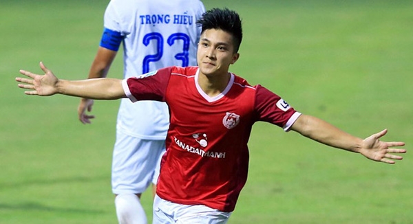 HLV Phố Hiến lý giải nguyên nhân không dùng Martin Lò trong trận playoff