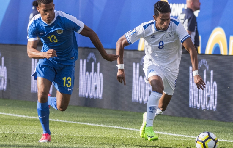 Nhà vô địch King's Cup thua bạc nhược trận ra quân Gold Cup