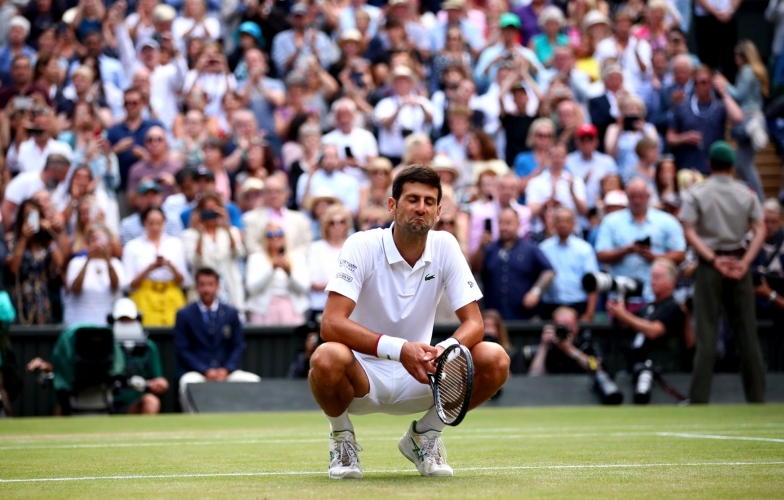 Djokovic ngạo nghễ sau chiến thắng kinh điển tại chung kết Wimbledon