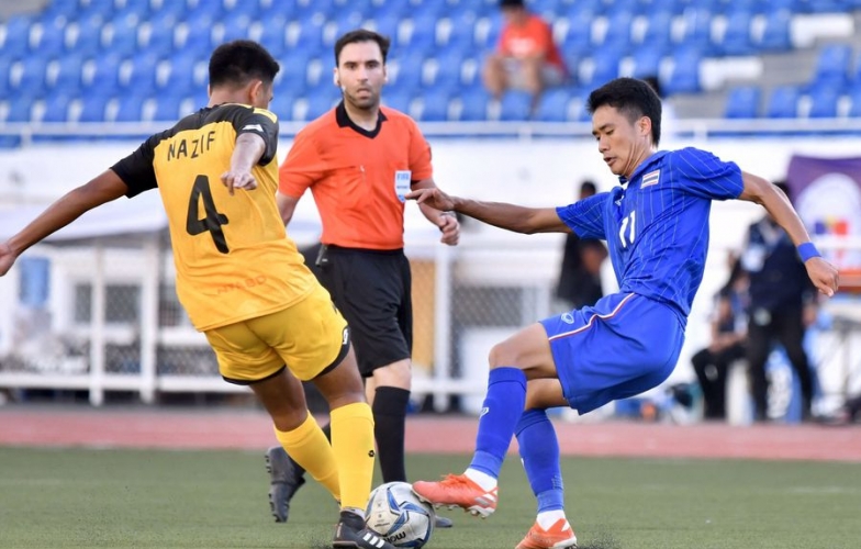 CĐV Thái Lan: 'Đá thế này tôi e là không thắng nổi Việt Nam'