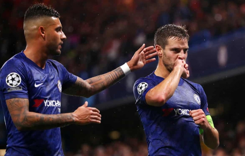 Đánh bại Lille, Chelsea loại Ajax khỏi Champions League