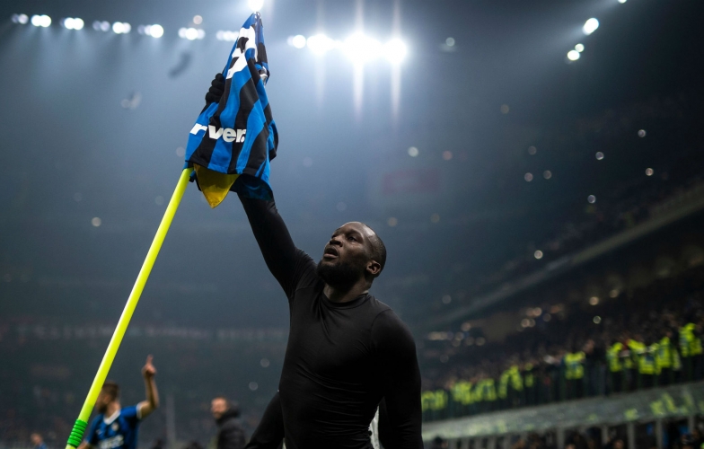 Lukaku đáp trả Ibra: 'Tôi mới là vua của thành Milan'