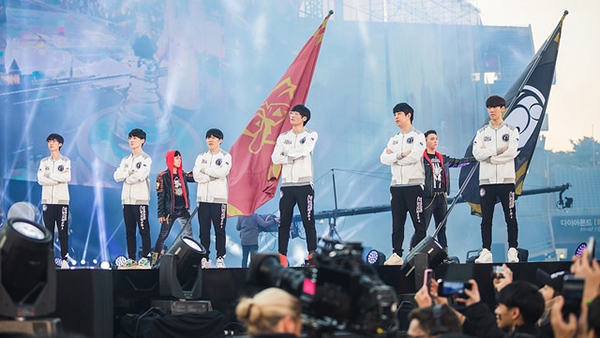 IG Ning: 'Sau 8 năm trời cố gắng, cuối cùng LPL cũng giành được chức vô địch danh giá nhất'