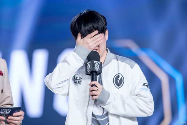 Giành được chức Vô địch Thế giới, Rookie được đem ra so sánh với Faker