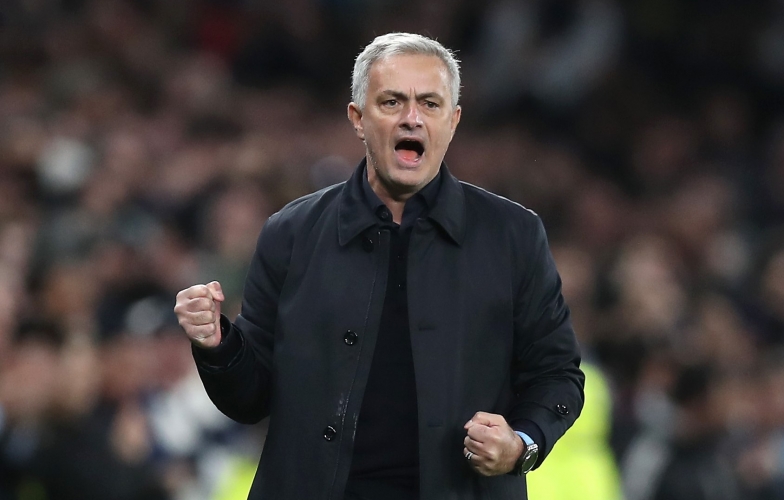 Mourinho đang đa dạng hóa lối chơi cho Spurs?
